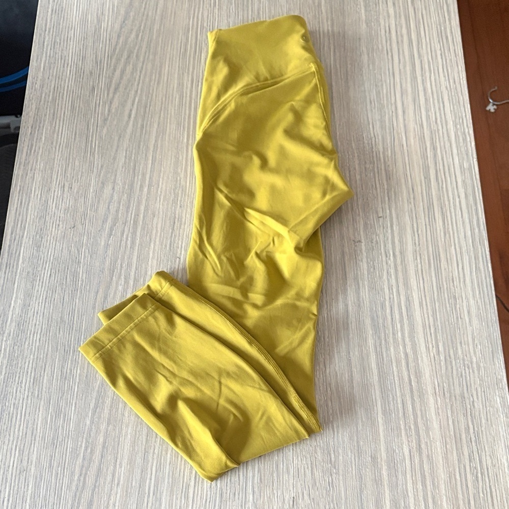 Lululemon Instill High Rise Tight 25” Mustard Yellow Leggings Size 4 | LW5DWPS